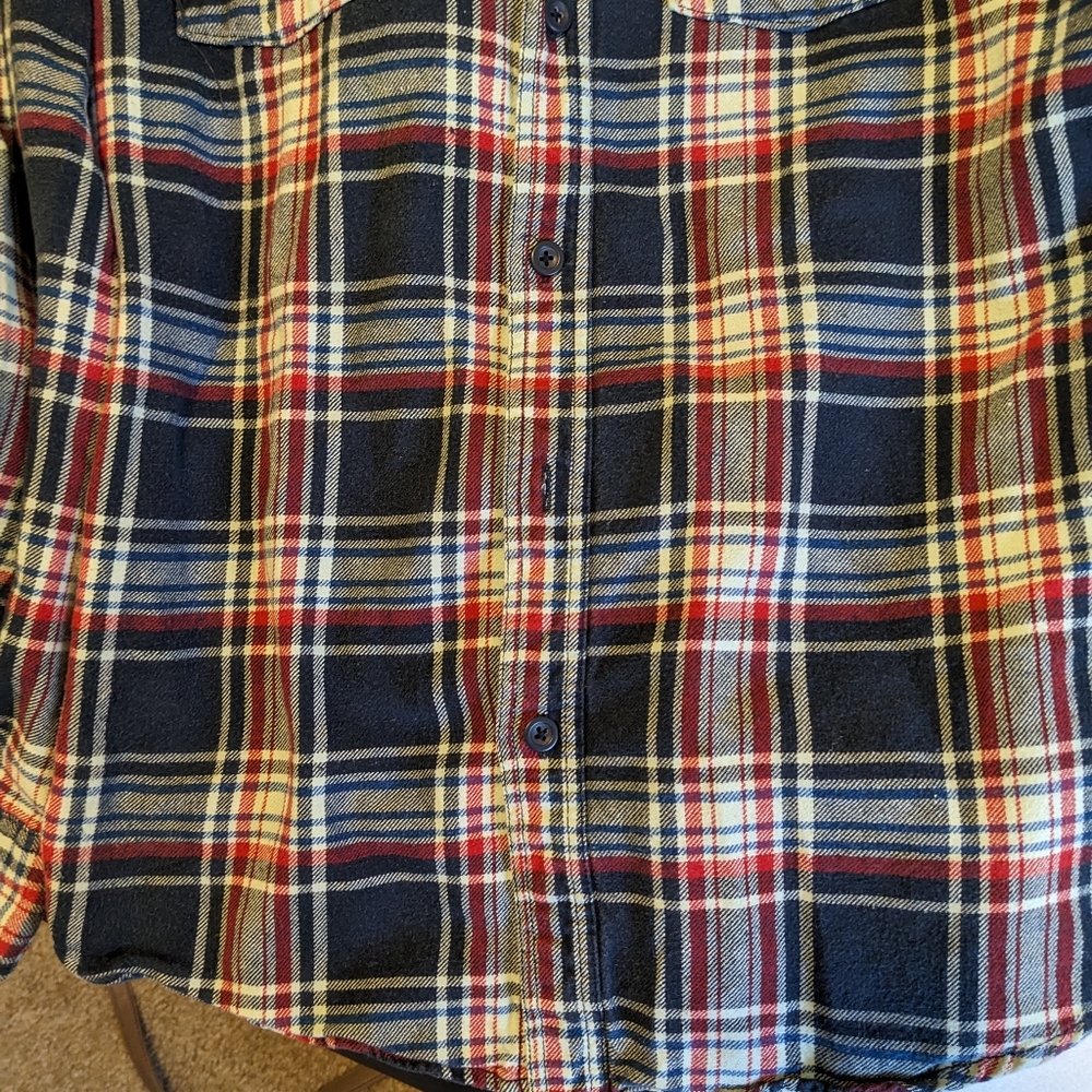 Men's flannel - Picture 4 of 4